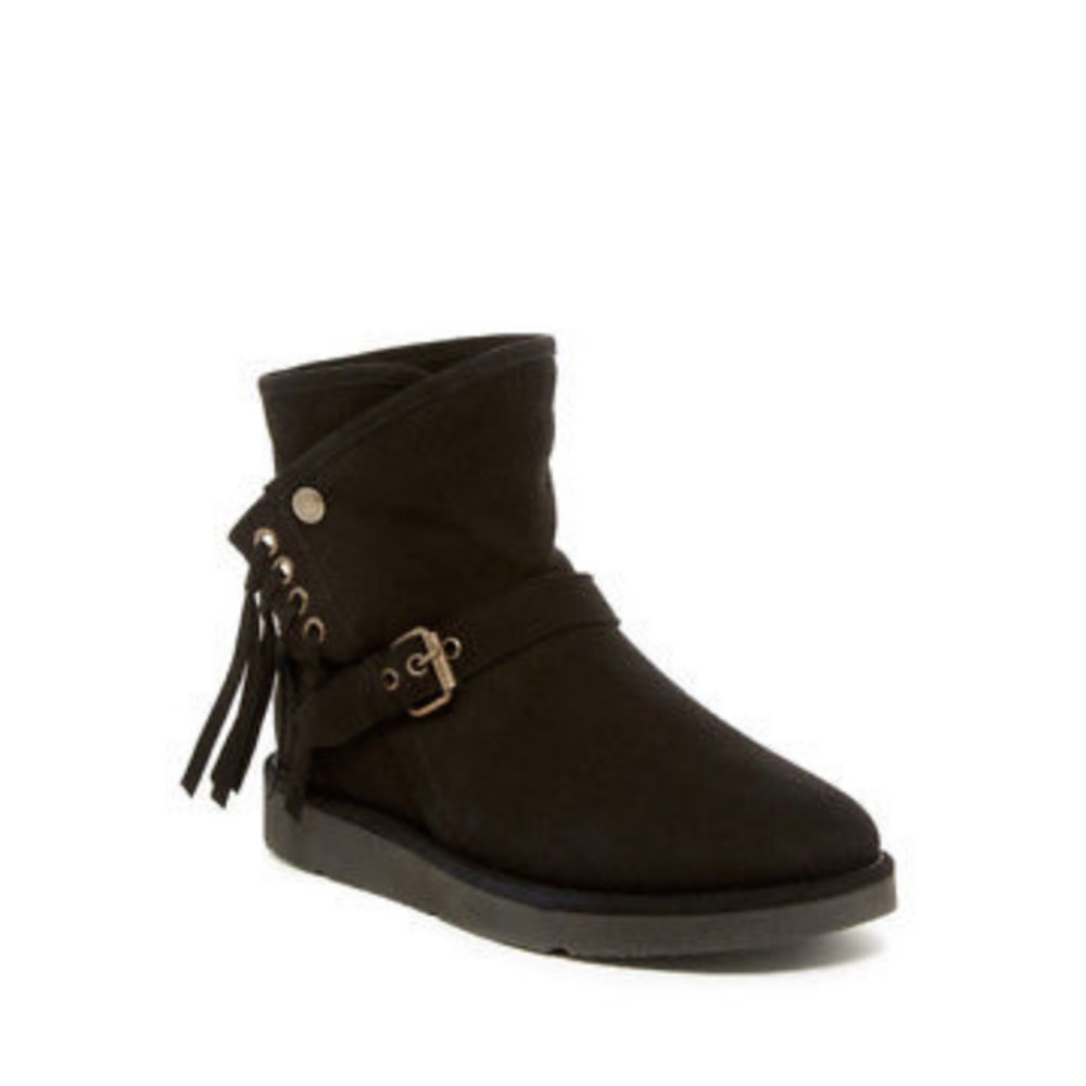 UGG Italy Karisa Fringe Boot in BLACK